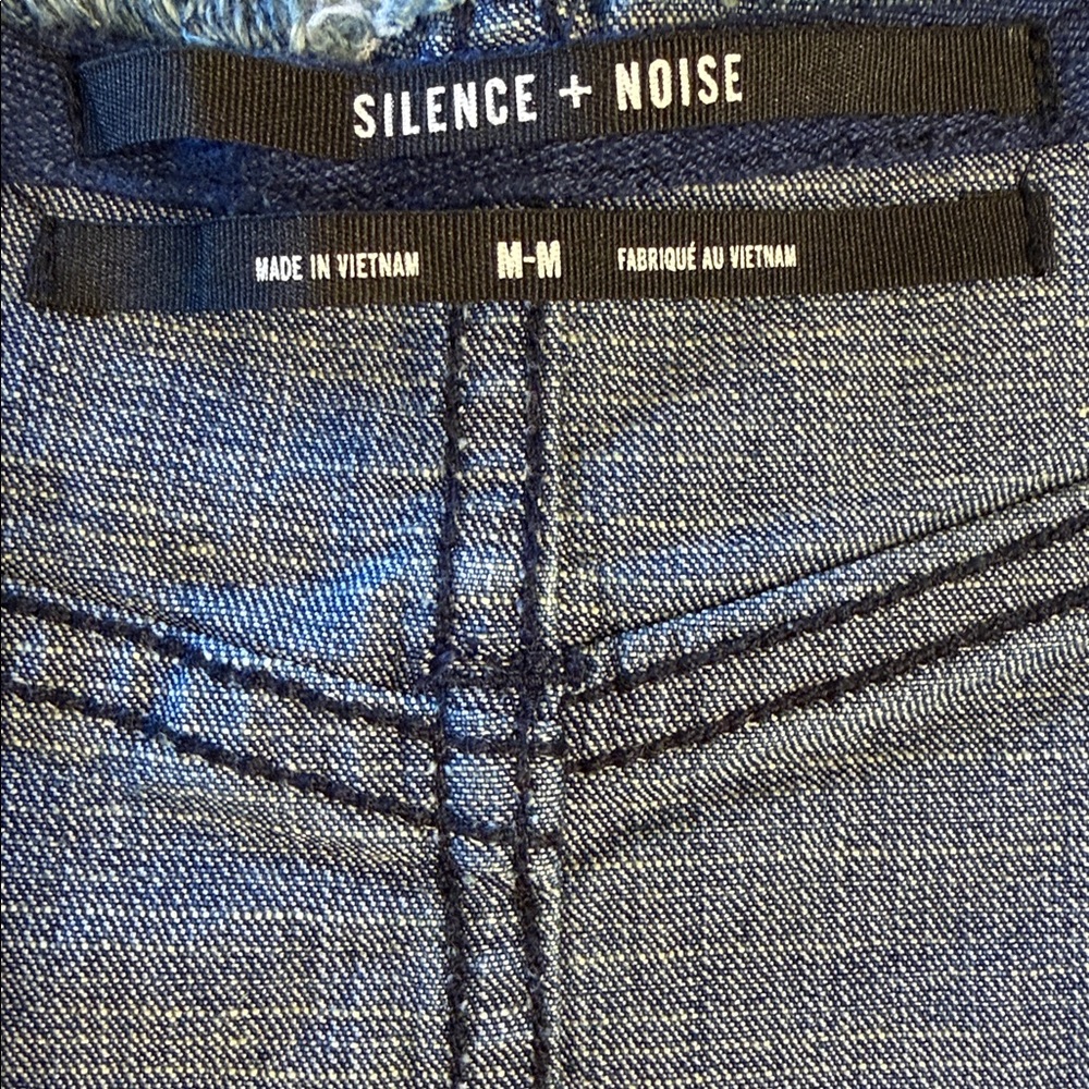 SILENCE + NOISE Mia Star Applique Denim Micro Mini Skirt - Picture 10 of 14